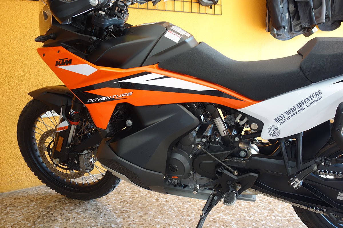 Alquiler KTM 890 Adventure en Valencia