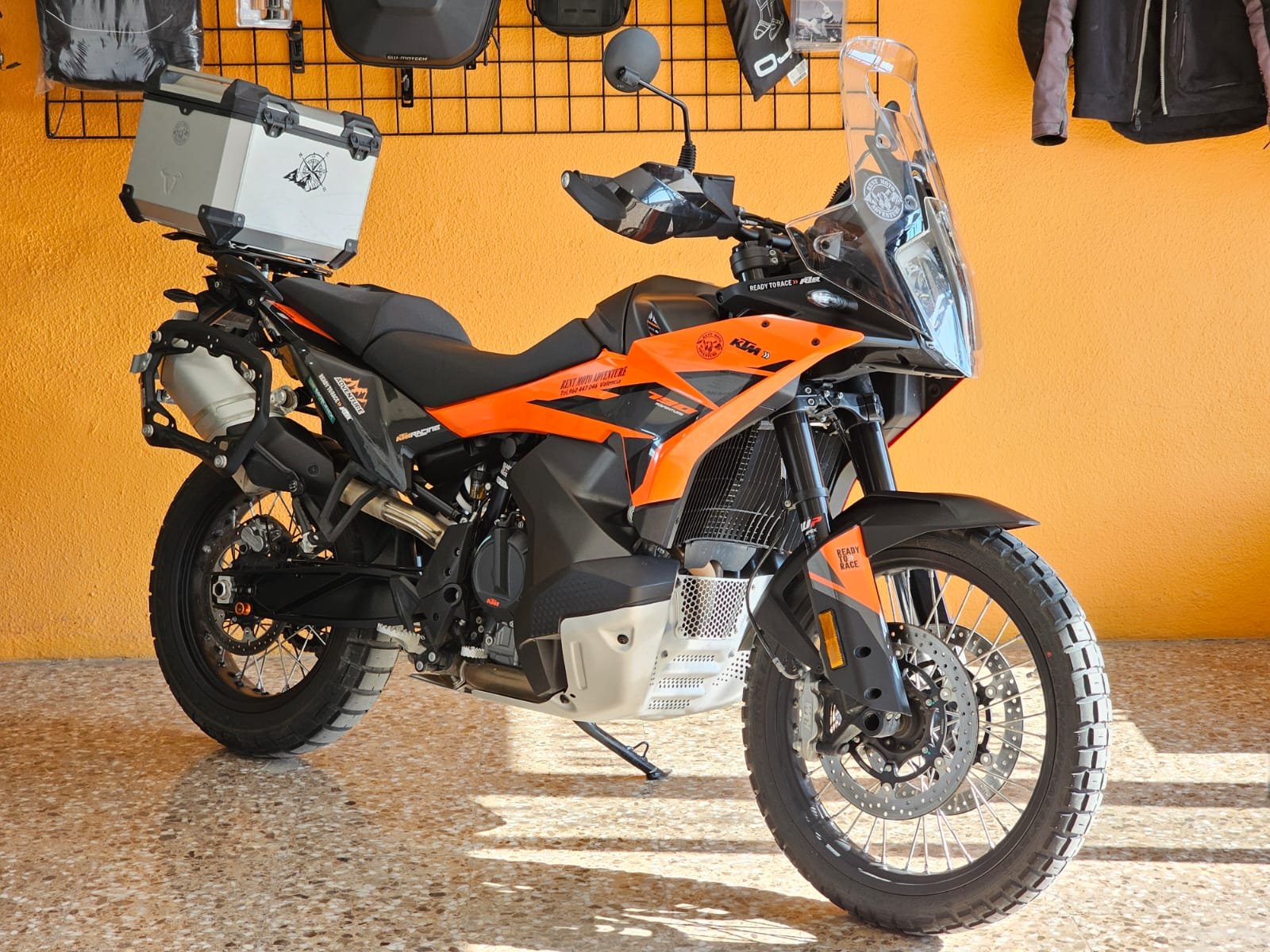 Alquiler KTM 790 Adventure en Valencia