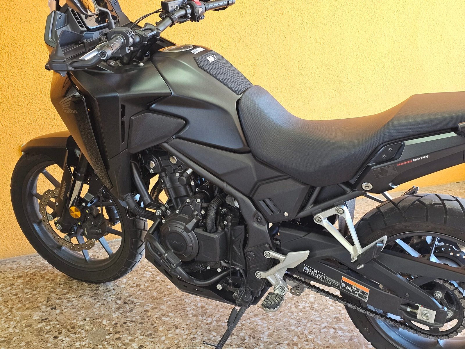 Alquiler HONDA NX500 en Valencia