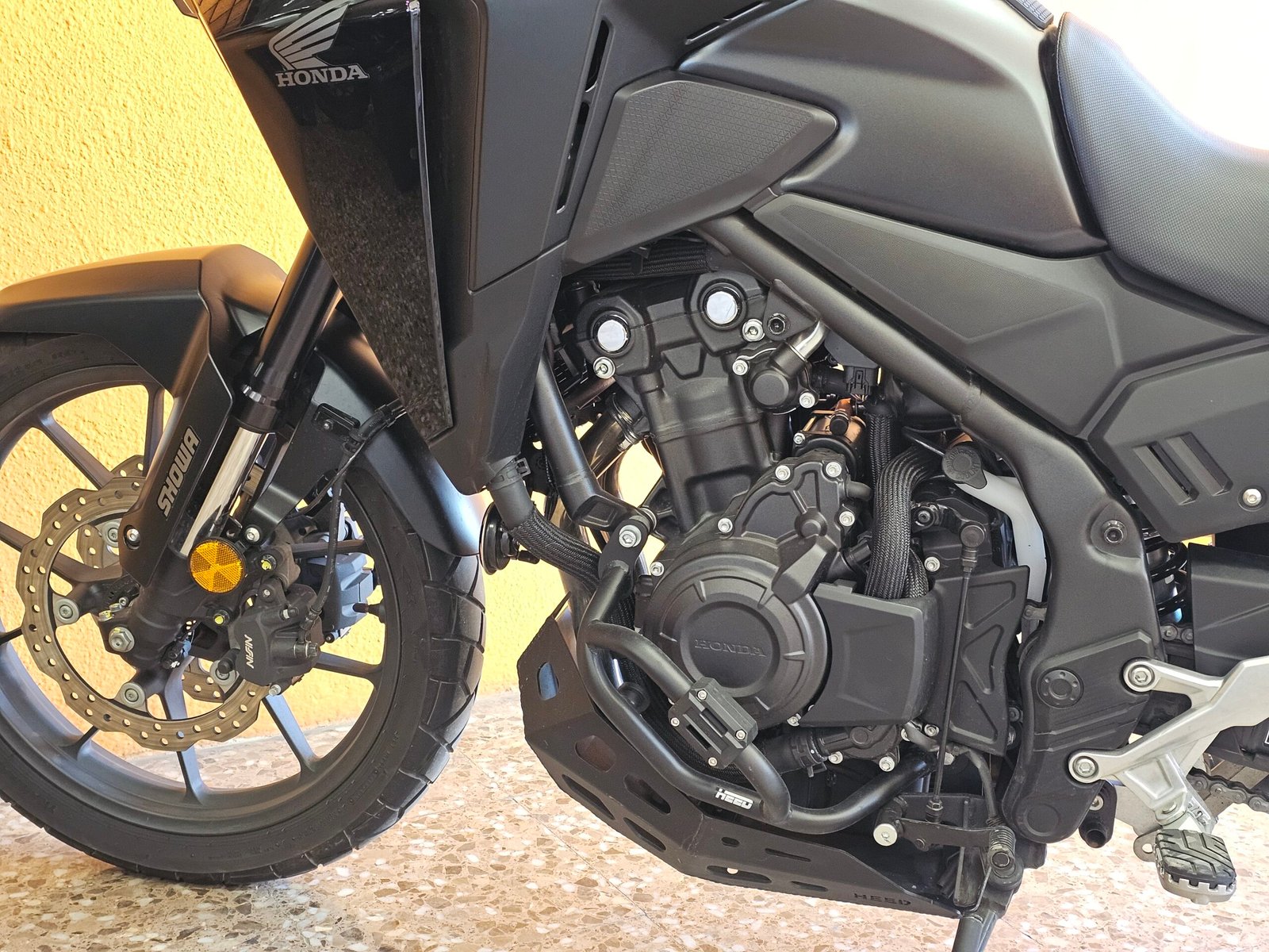 Alquiler HONDA NX500 en Valencia