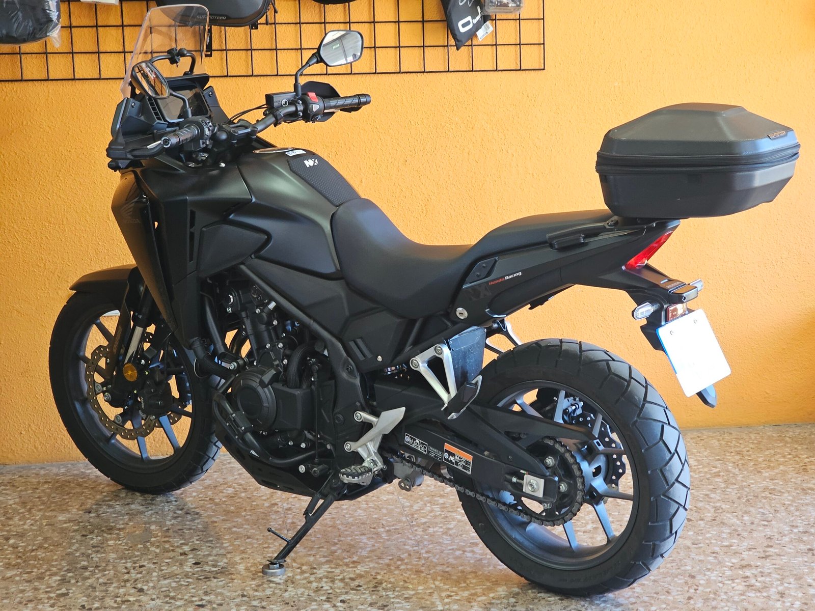 Alquiler HONDA NX500 en Valencia